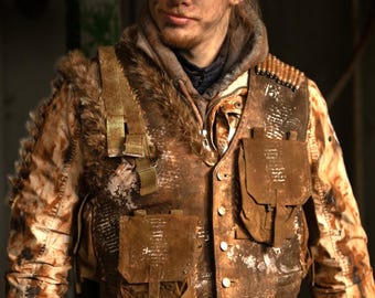 Hand-Customized Men's Heavy Leather Post-Apocalyptic Vest with Fur – Wasteland LARP Costume