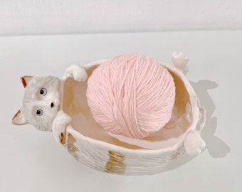 Handmade Yarn Bowl Pottery, Ceramic Cat Yarn Bowl, One Of The Kind, Unique Gift For Knitters, Cat Lover Gift