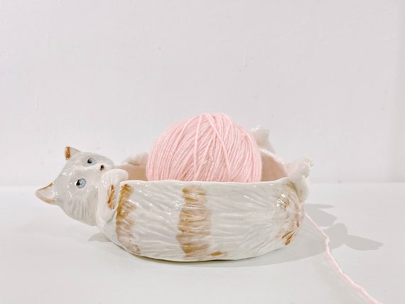 Cat bowl, ceramic yarn bowl, ceramic cat figurine, cat yarn bowl