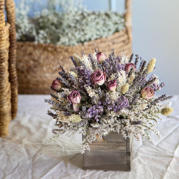 Lavender & Dried Roses Table Centerpiece l Lavender Home Decor l Dried Lavender l Lavender Arrangement l Gift For Her