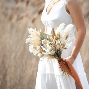 Whimsical Pampas Bouquet l Boho Bridal Bouquet l Rustic Wedding Bouquet