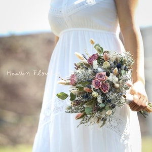 Hübscher Brautstrauß Eukalyptus & rosa Rose l Getrocknete Blumen Strauß l Geschenk für sie
