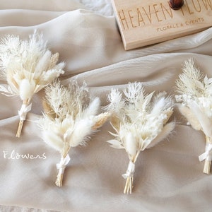 White Pampas Boutonniere l Boho Boutonniere l Groom & Groomsmen Boutonniere