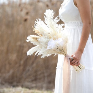 Pampas White Bouquet l Boho Bridal Bouquet l Wedding Bouquet