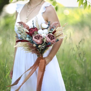 Burgundy Roses & Pampas Bouquet l Boho Bridal Bouquet l Wedding Bouquet