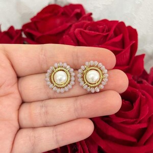 Fine wire wrap pearl earrings - crystal earrings - handmade earrings - wire wrap earrings - women&#39;s accessories