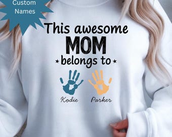 Spersonalizowana koszulka dla mamy z imionami dzieci, spersonalizowany nadruk dłoni mamy