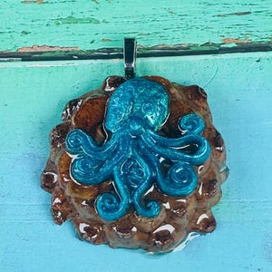 Petit pendentif pomme de pin pomme de pieuvre, bijoux de festival