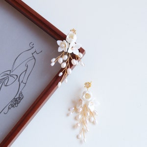 Freshwater Pearl&Porcelain Flower Wedding Earrings, Drop Floral Bride Earrings, Wedding White Flower Garden Party Unique Earrings