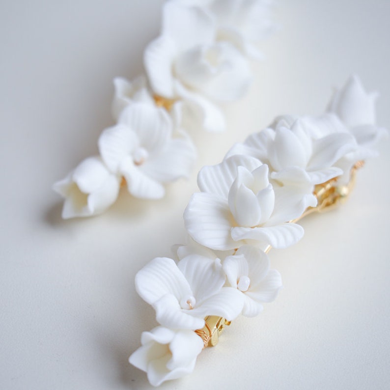 Barrette à cheveux fleurs en porcelaine, barrette à cheveux de mariée fleurs en argile, barrette à cheveux de mariée florale pour mariage image 5