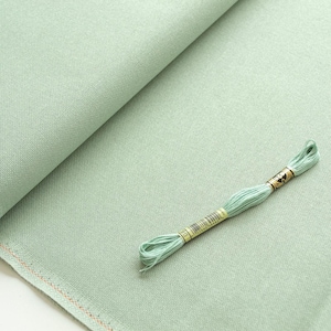 Lugana Evenweave Stoff 25 ct. Zweigart – Code 3835/618 (palmengrün / mintgrün)