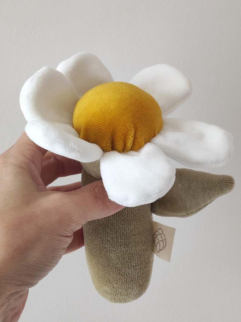 Daisy flower rattle toy organic cotton toy creative soft toy daisy flower rattle daisy toy for baby flower toy daisy flower toy toy image 3