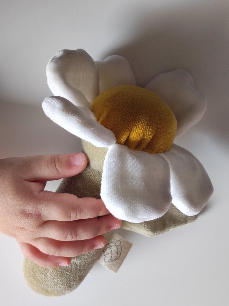 Daisy flower rattle toy organic cotton toy creative soft toy daisy flower rattle daisy toy for baby flower toy daisy flower toy toy image 6