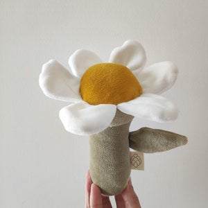 Daisy flower rattle toy organic cotton toy creative soft toy daisy flower rattle daisy toy for baby flower toy daisy flower toy toy image 1