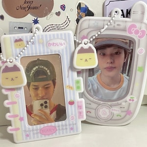Porte-cartes photo pour ordinateur portable K-pop Phone | porte-clés porte-cartes photo avec pudding | Support PC K-pop | Article fait par des fans Articles essentiels Kpop