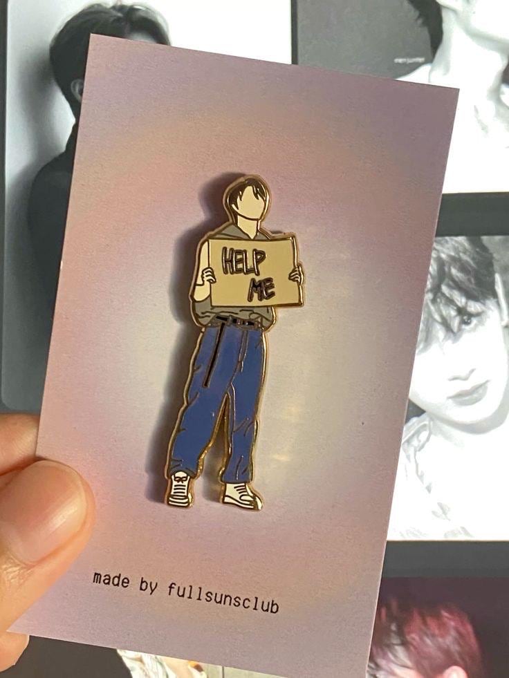 Seventeen Pins - Etsy
