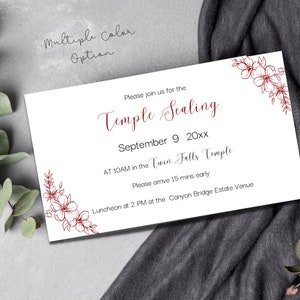 Peut inclure: Une invitation de mariage blanche avec des accents floraux rouges. L'invitation indique "Veuillez nous rejoindre pour la cérémonie de scellement au temple le 9 septembre 20xx à 10h00 au temple de Twin Falls Veuillez arriver 15 minutes à l'avance Déjeuner à 14h00 au Canyon Bridge Estate Venue"