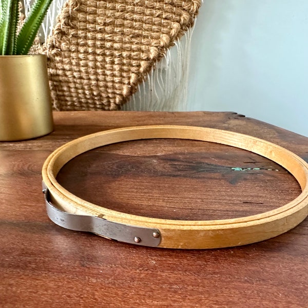 Vintage | Gibbs MFG Co | Wooden | Embroidery Hoop | 7” | Tension | Spring | Made in USA