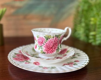 Vintage | Royal Albert | Flower of the Month | Trio - Cup | Saucer | Plate | Chrysanthemum | November | England