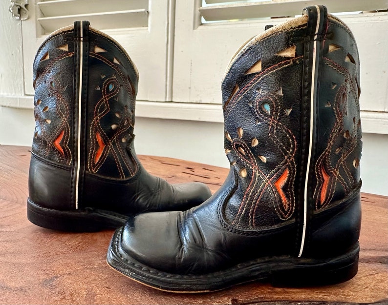 Vintage 1940s 1950s Black Leather Toddler Cowboy Boots with White, Red and Turquoise insets image 7