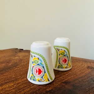 Vintage Malaysian Airlines Individual Miniature Porcelain Salt & Pepper Shakers Set Made in Japan by Noritake