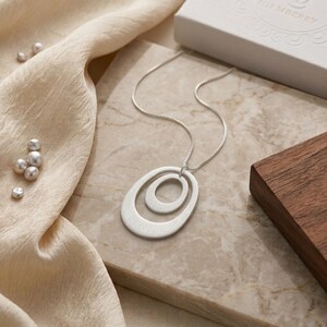 925 Sterling Silver Double Loop Necklace, Interlocking Circle Pendant, Chasm Necklace