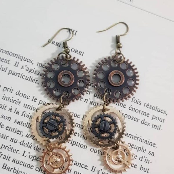 Boucles d'oreilles steampunk engrenages longue