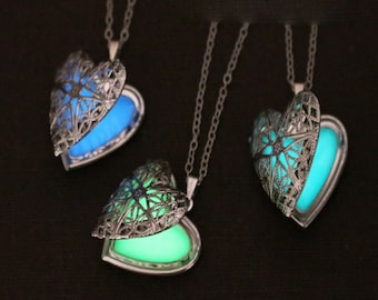 Handmade necklace gift,Luminous Photo Box Pendant Necklace, Open Hollow Magic Box, Creative Hollow Pendant, Birthday gift