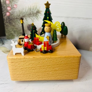 Custom wooden music box, Birthday gift, home decor,personalized gift, unique anniversary gift, special keepsake, gift for her