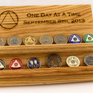 AA Coin Display | &quot;One Day At A Time&quot; | Holds 16 standard size coins