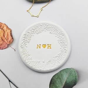 Wedding ring dish, custom jewelry dish, engagement gift, wedding gift, bridesmaids gift, gift for mom, initials, dates, name