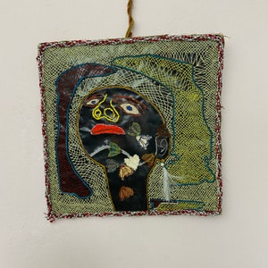 Es könnte eine Eistüte gewesen sein, Fotokunst, zeitgenössische Kunst, Handarbeit auf Foto, Baumwollstiche und Stoff auf Foto, ungerahmt