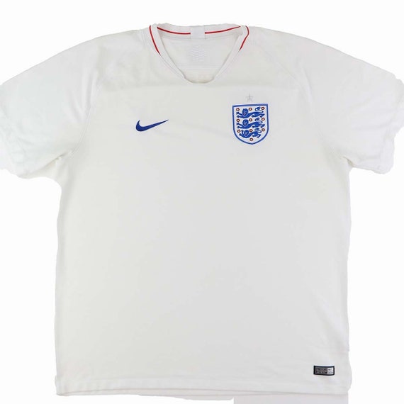 t shirt england nike