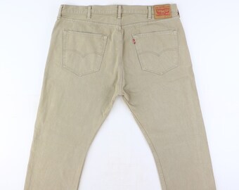 beige jeans levis