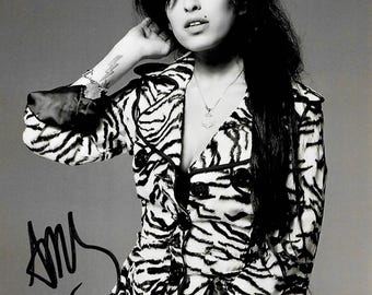 Autógrafo de Amy Winehouse + certificado de autenticidad