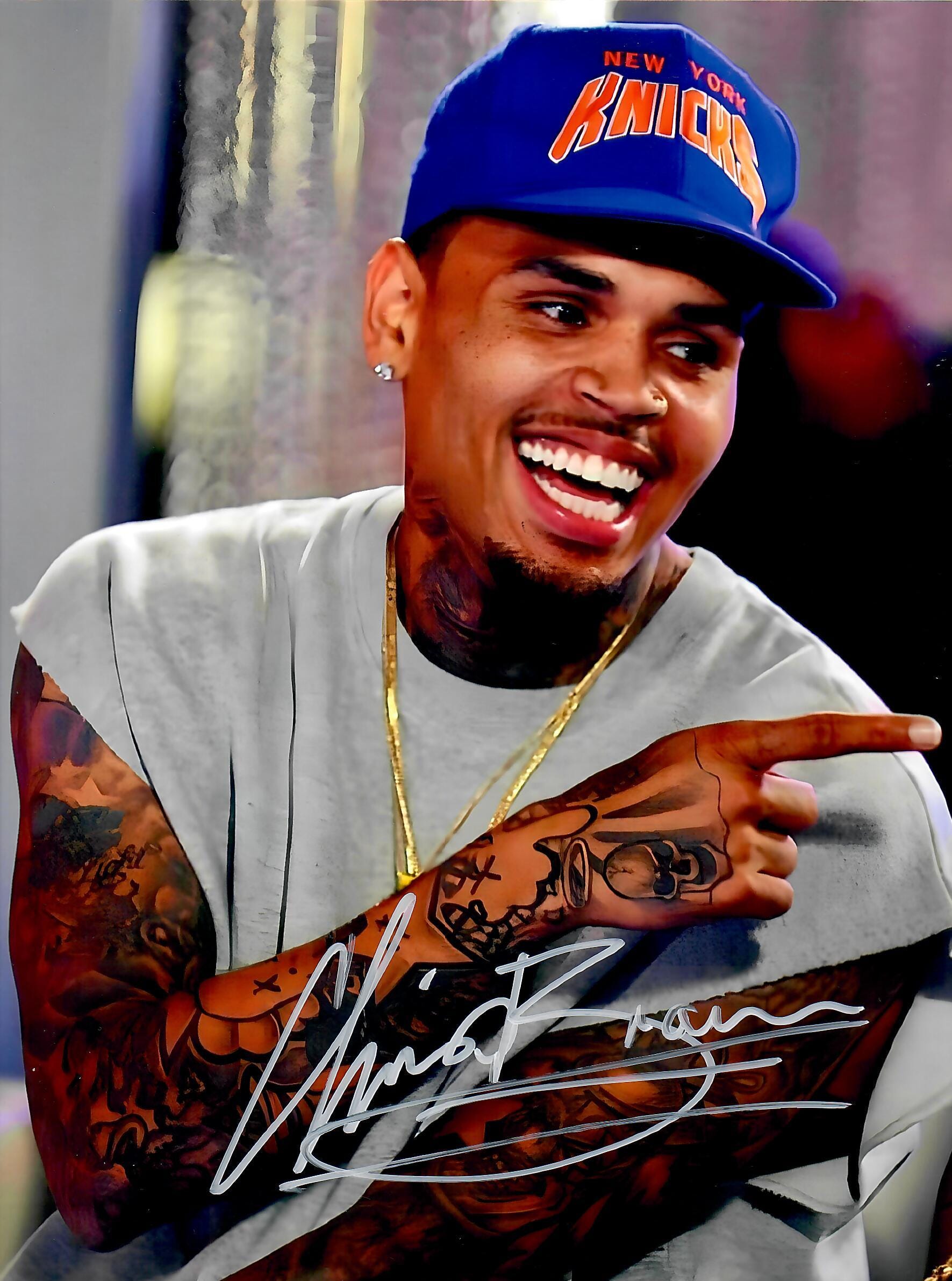 クリスブラウン直筆サインいり、絵画 Chris brown autograph - Etsy 日本