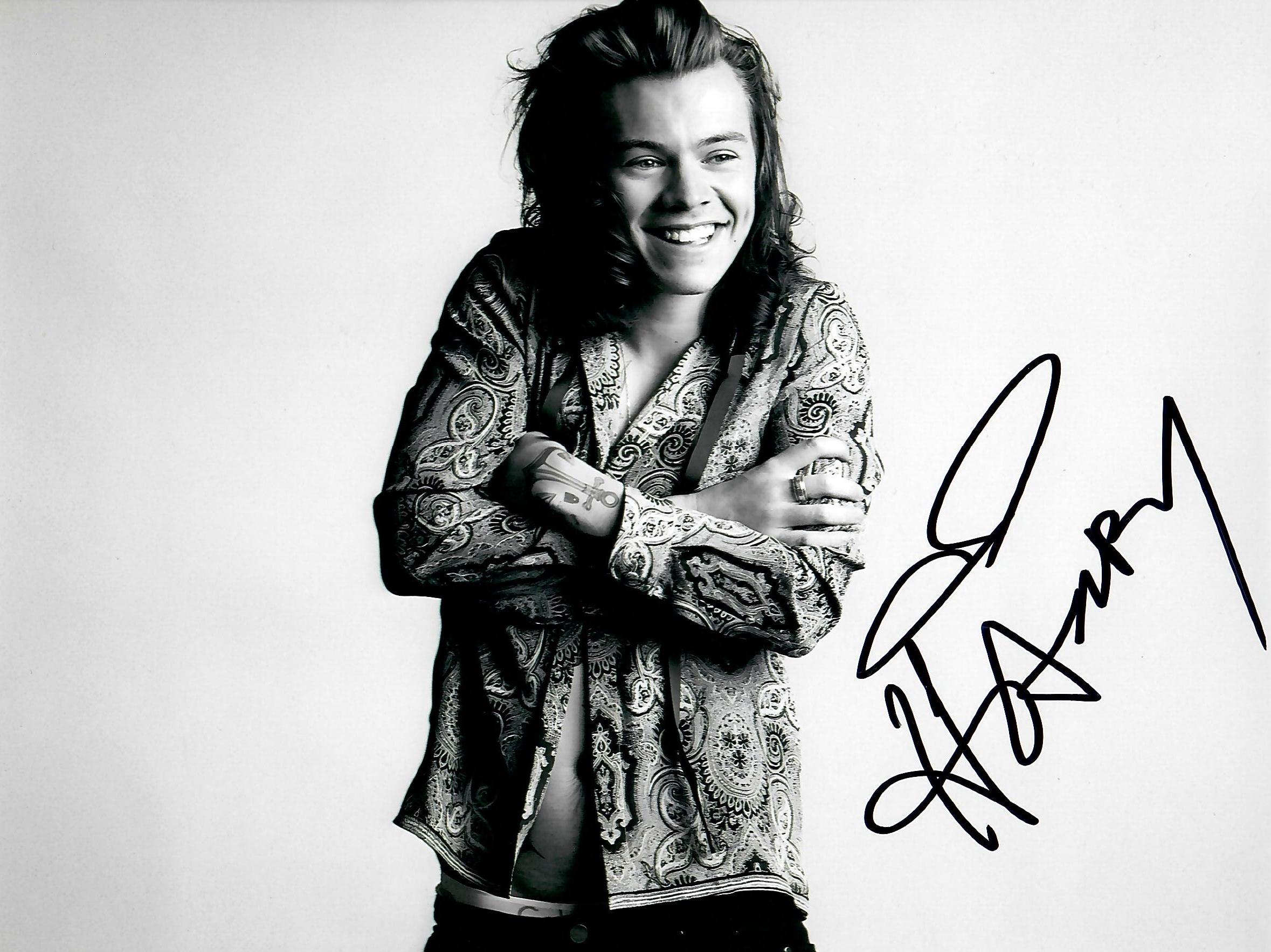 Louis Tomlinson Signed - Etsy