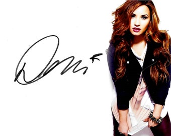 Demi Lovato Autograph + COA