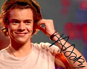 Harry Styles Autograph + COA (One Direction)