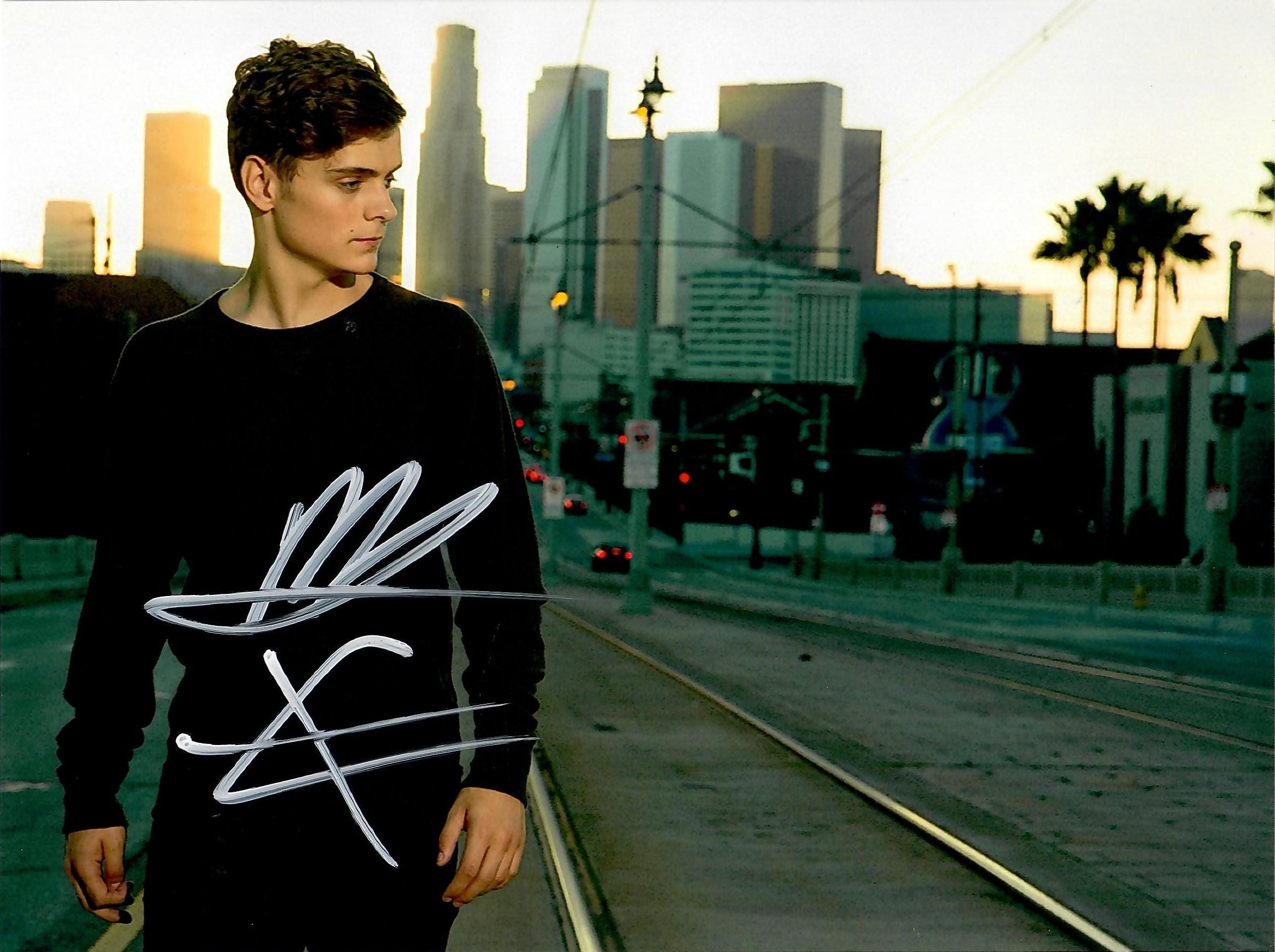 Martin Garrix - Etsy