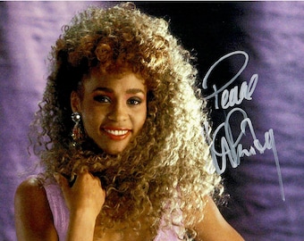 タカ、他の方の購入はお控えください。ホイットニー·ヒューストン直筆サイン。 WHITNEY HOUSTON - Authentic Hand-Signed Photo Autograph With