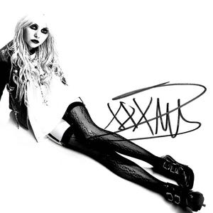 Taylor Momsen Autograph + COA (the Pretty Reckless) - Etsy