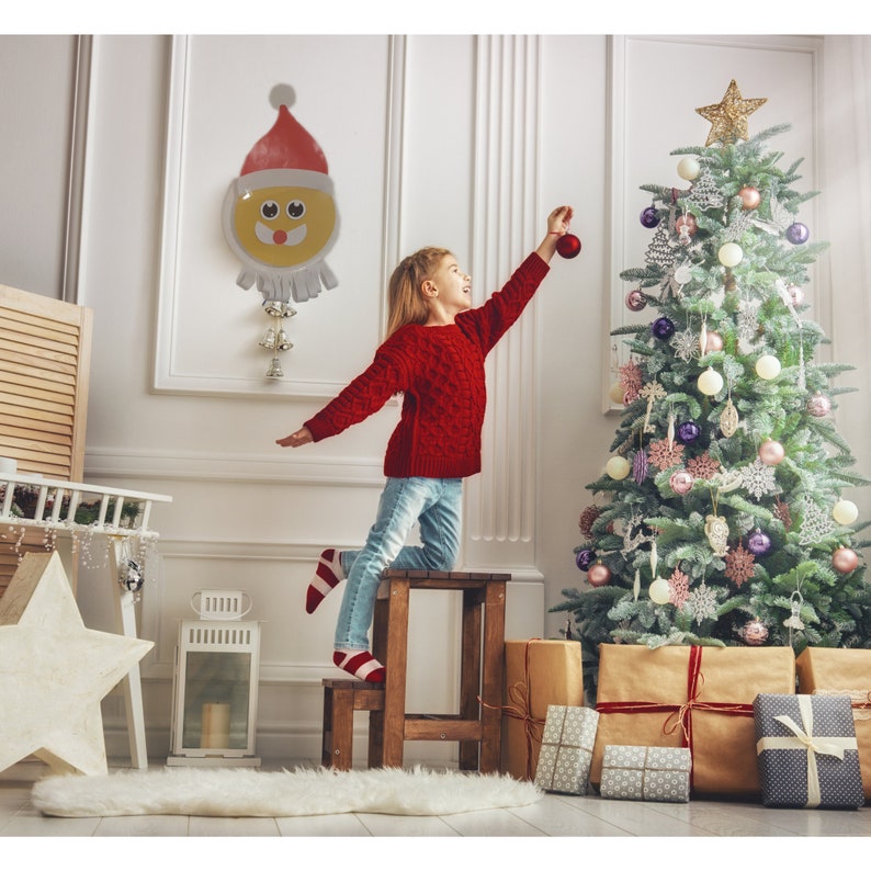 Emoji Santa Advent Calendar printable Christmas countdown calend