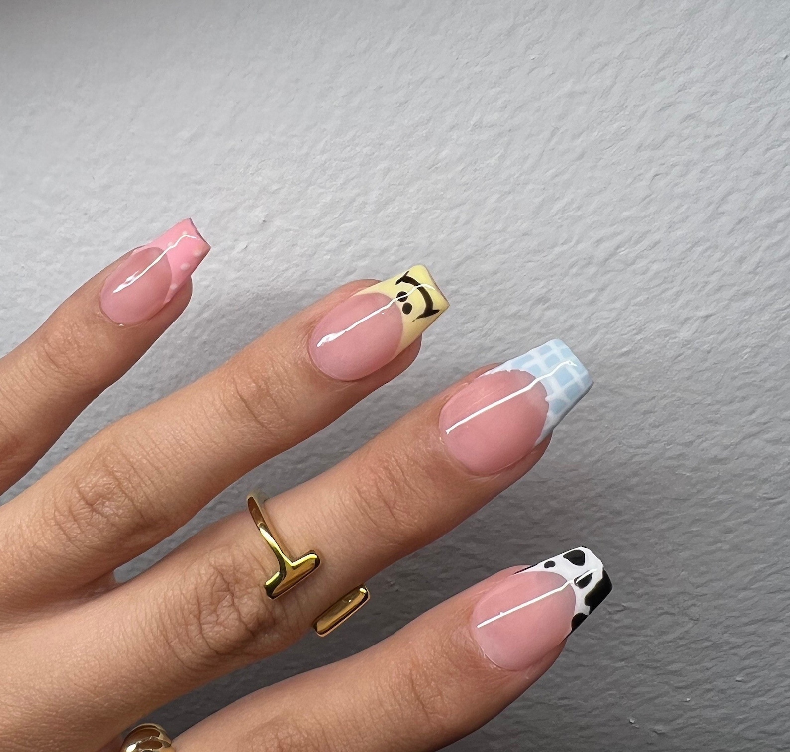 30 Back To School Nails That Are Appropriately Cute