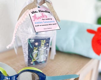 Etiquetas de regalo imprimibles para profesores de natación / Plantillas editables de Canva / Diseños de días soleados y flamencos rosas / Agradecimiento al entrenador de natación al final de la temporada