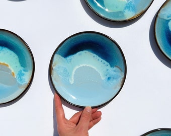 Plato de postre de cerámica hecho a mano - WAVE Ocean