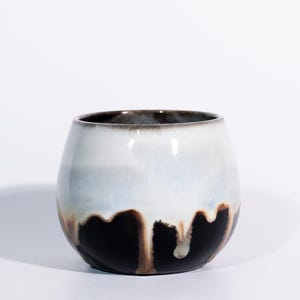 Taza de café de porcelana hecha a mano: Cerámica esmaltada de Islandia, 250 ml