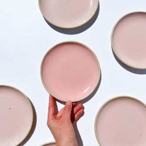 Handmade ceramic dessert plate - WAVE Pink