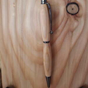 Holzkugelschreiber Lärche Holz Kugelschreiber Drehkugelschreiber Geschenkidee DIY handgedrechselt Ostergeschenk