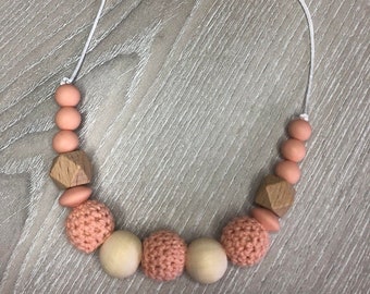 Breastfeeding necklace